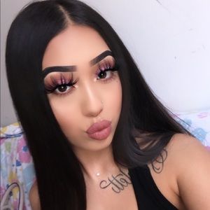 Meet your Posher, Vanessa